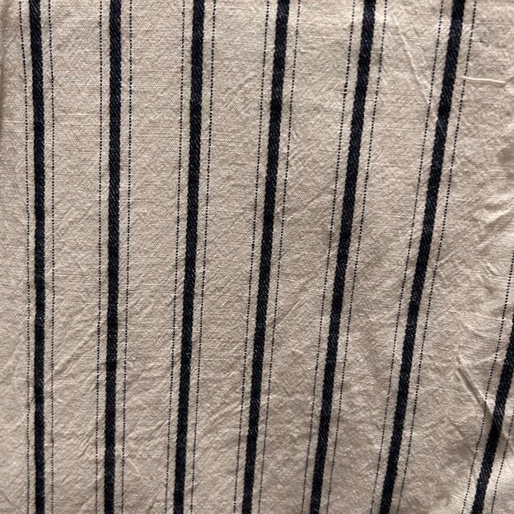 Andree by Unit Top - Picture 9 of 11